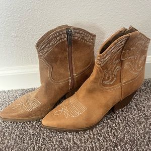 Brand New Western Bootiee